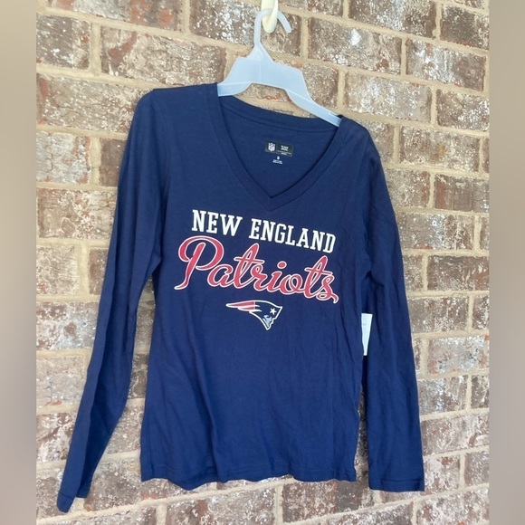 New England Patriots shirt long sleeved new with tags size small NFL - Picture 3 of 10